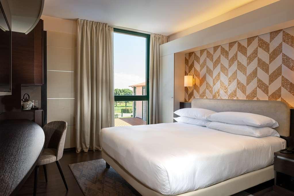 Doubletree By Hilton Milan Malpensa Solbiate Olona Hotel Phòng bức ảnh