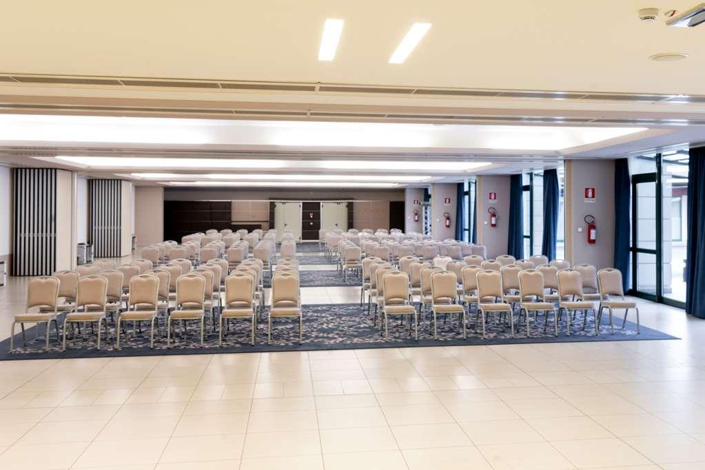 Doubletree By Hilton Milan Malpensa Solbiate Olona Hotel Tiện nghi bức ảnh